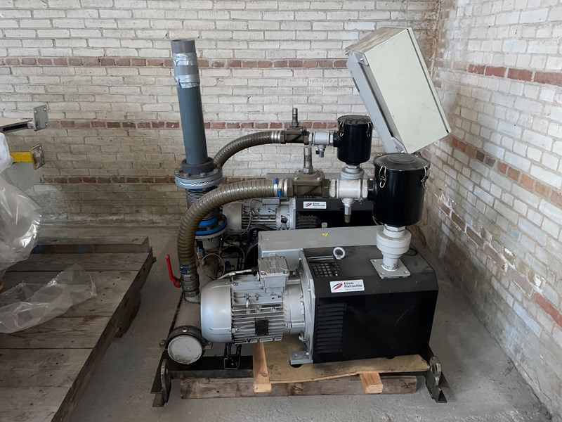 Elmo Rietschle vacuum pump V-VC 303 | pressXchange