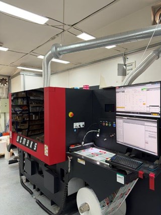 Xeikon 3500 digital printing machine for labels and packaging