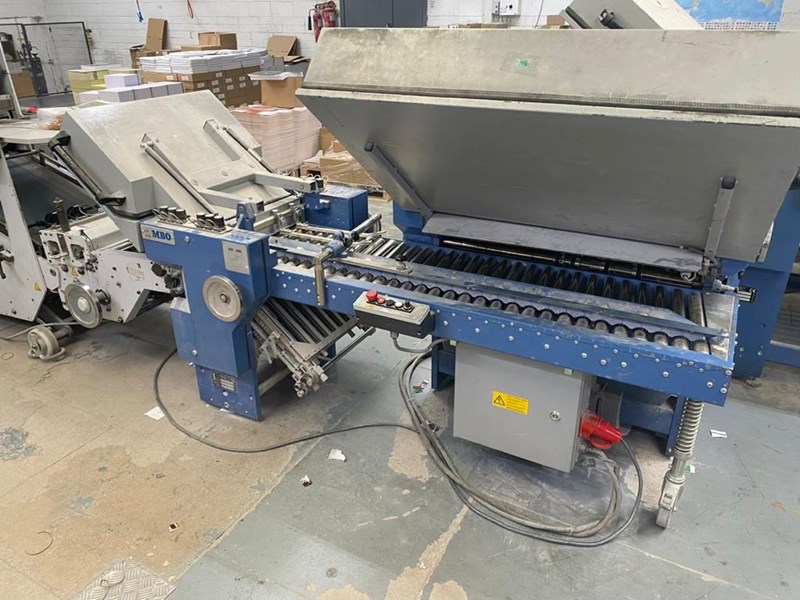 MBO B30 4/4/2 plus Stacker | pressXchange