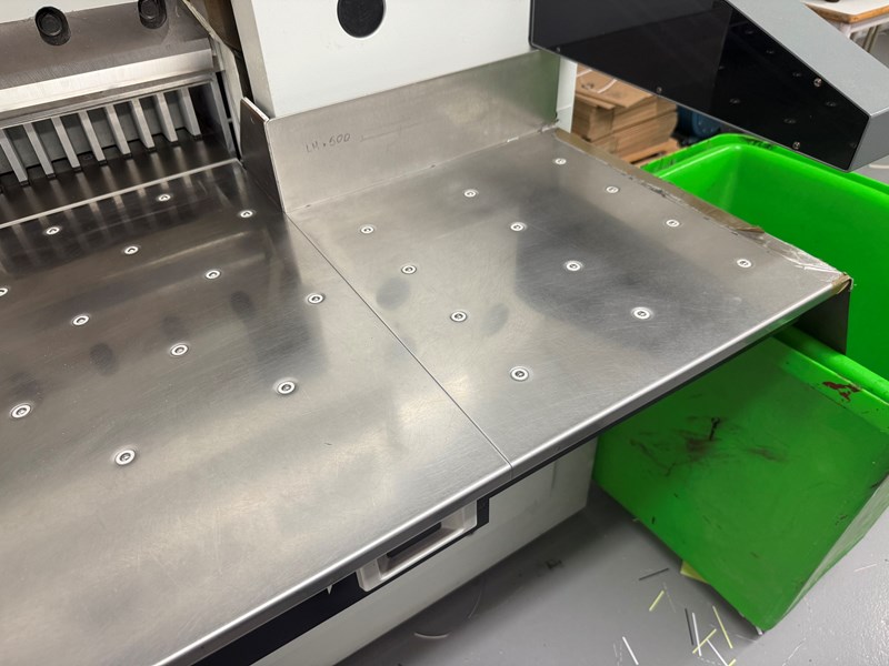 Schneider Senator Guillotine 78-E Line 78 | pressXchange
