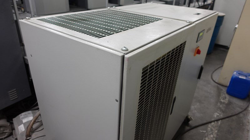 RMGT 920PF-8+LED UV 8 Color Perfecting Sheetfed Offset Press | pressXchange