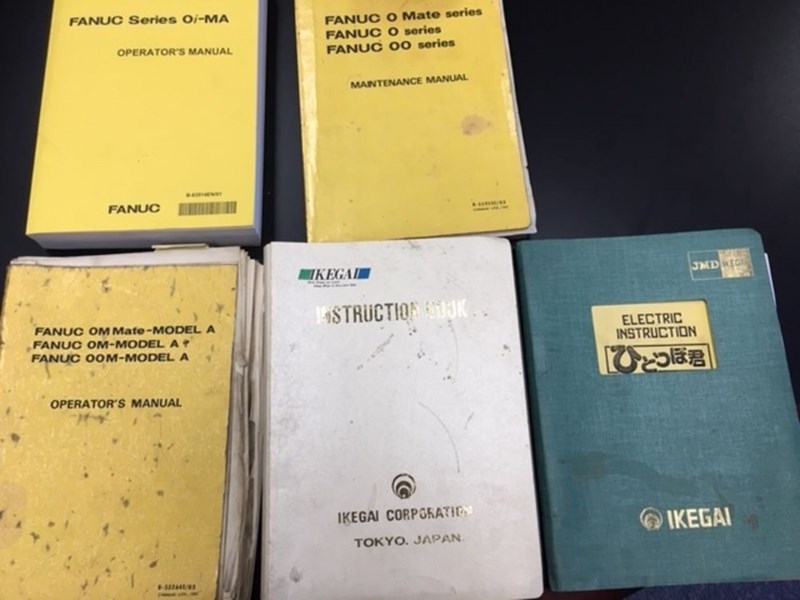 Industrial Design, Unikate, Serien 洋書 Product Design and Development: Karl Ulrich: 9780071086950