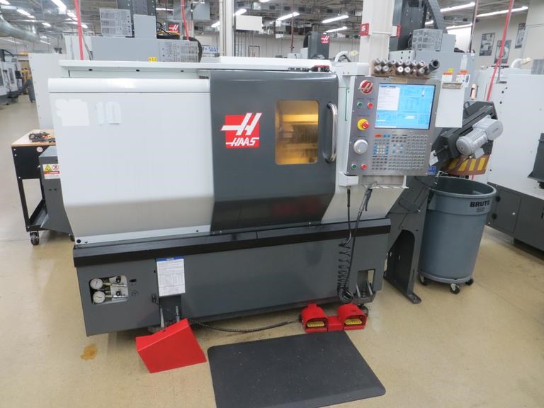 Haas ST-10 CNC Turning Center w Tailstock and Chip Conveyor