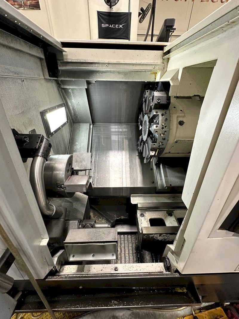 Okuma Genos L250E-EX 500 Horizontal CNC Lathe 2017 equipped with 8