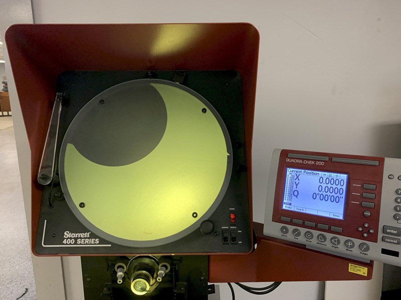 16” STARRETT Model HE400 Bench Top Optical Comparator S/N 70181 ...