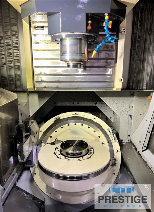 Makino D200Z 5-Axis High Speed CNC Vertical Machining Center