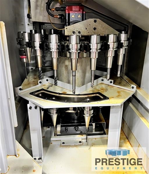 Makino D200Z 5-Axis High Speed CNC Vertical Machining Center