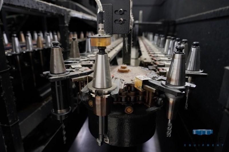 MAZAK Variaxis 630-5X/2 CNC Vertical Machining Center | pressXchange
