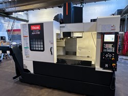 2004 MAZAK VARIAXIS 500-5X 5-AXIS VERTICAL CNC MACHINING CENTER