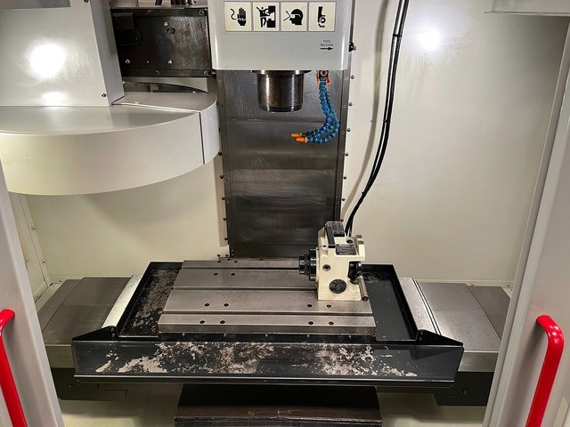 HAAS #VF-1D Vertical Machining Center 2003' HA5 | pressXchange