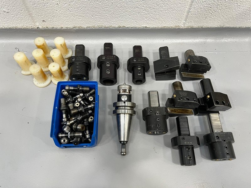 HARDINGE 8/52 Talent CNC Lathe with Siemens Sinumerik 810D Control