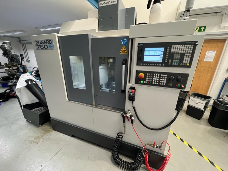 Dugard 760E, (Akira-Seiki), CNC Vertical Machining Centre