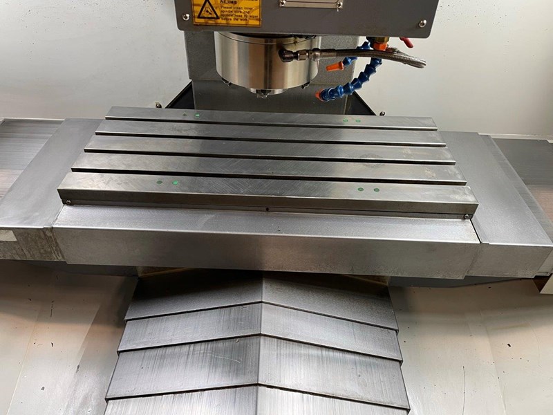 Dugard 760E, (Akira-Seiki), CNC Vertical Machining Centre