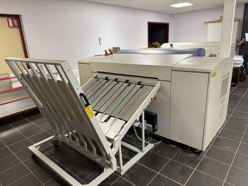 Screen PT-R 8600E | pressXchange