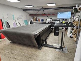 Kongsberg XN20 digital cutting table. | pressXchange