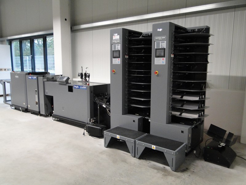 Show details for Duplo System 5000 | Press | 3 side cut | 1,7 Mio | 2010